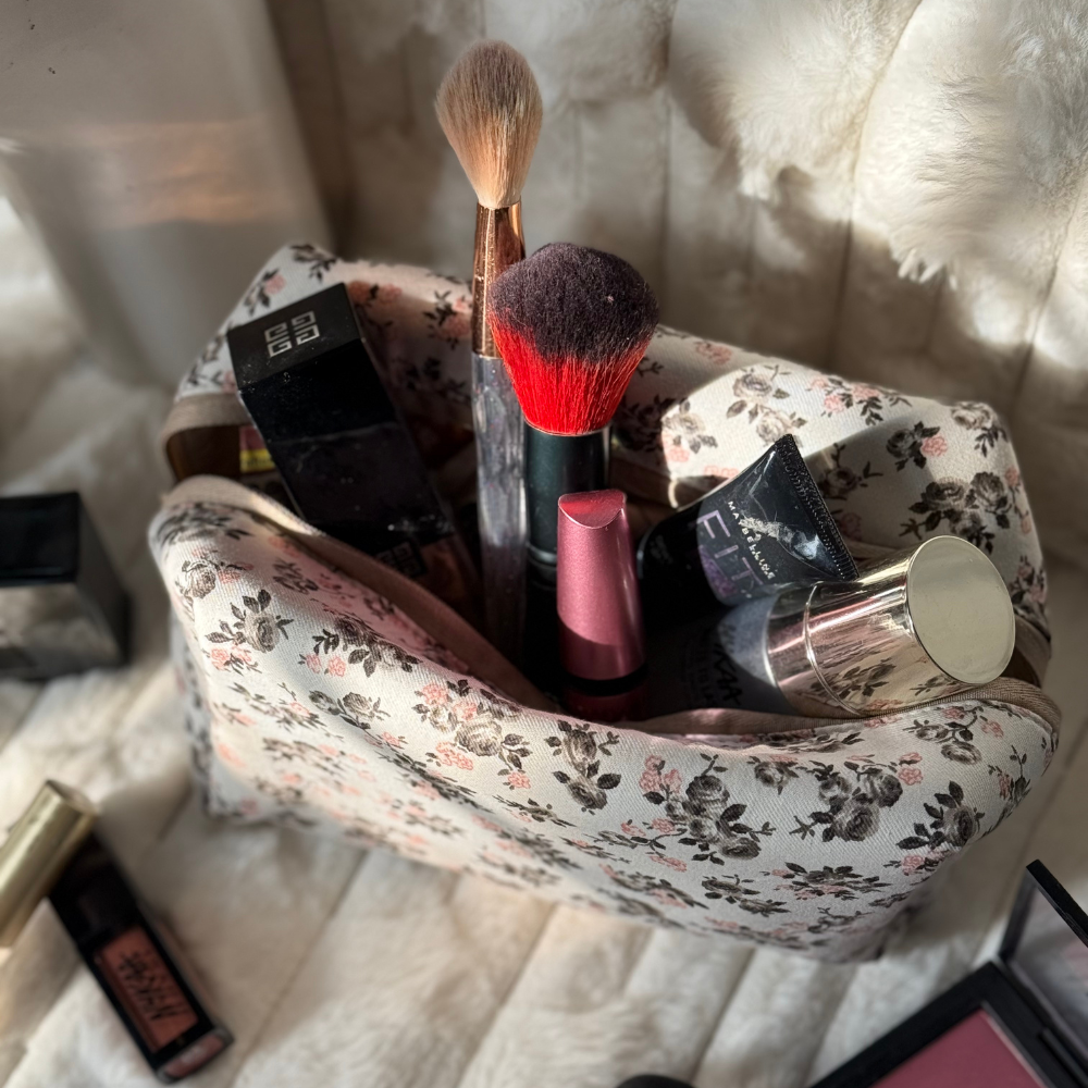 Blush Garden Vanity - Image 5